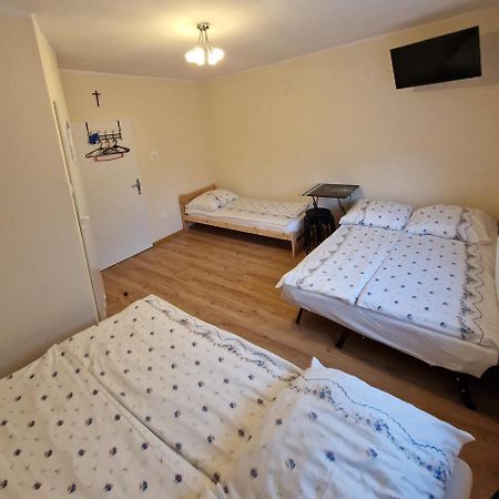 Noclegi Nad Woda Brzeznica  Exterior foto